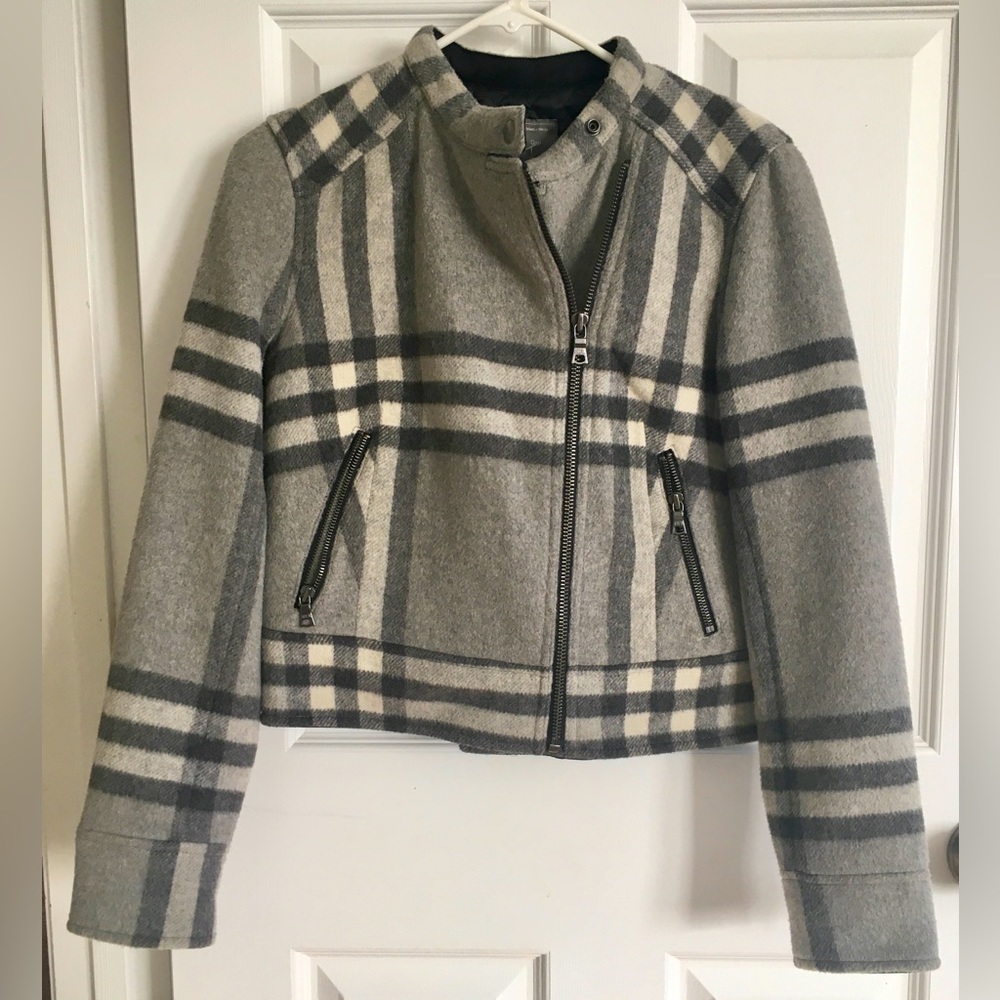Women’s gap jacket